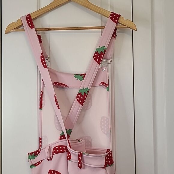 Hot Topic Pink Red Green Novelty Strawberry Print Overalls Shortalls Size M - Picture 11 of 14